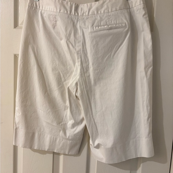 Talbots White Bermuda Shorts Tailored Knee-Length Size 16 - Picture 3 of 7